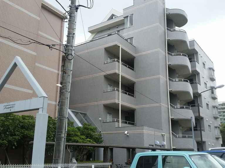 アヴァンティ21 外観