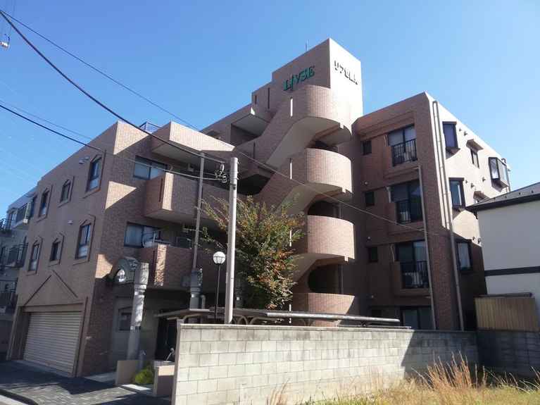 リブゼ鶴見 外観