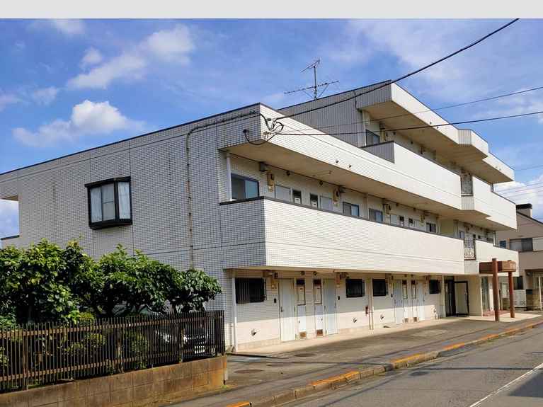 セント・エリオス 外観
