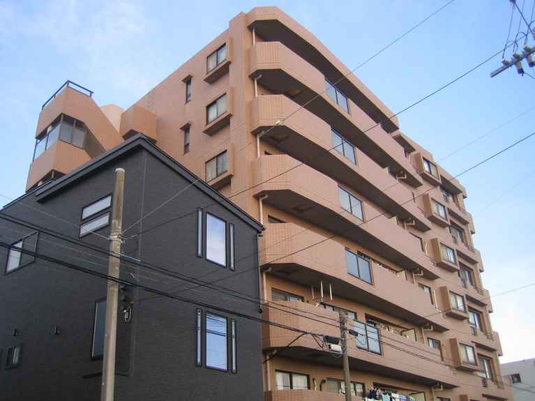 ナイスアーバン横濱根岸 外観