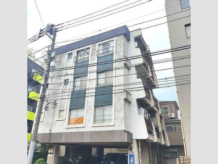 シルバーマンション 外観
