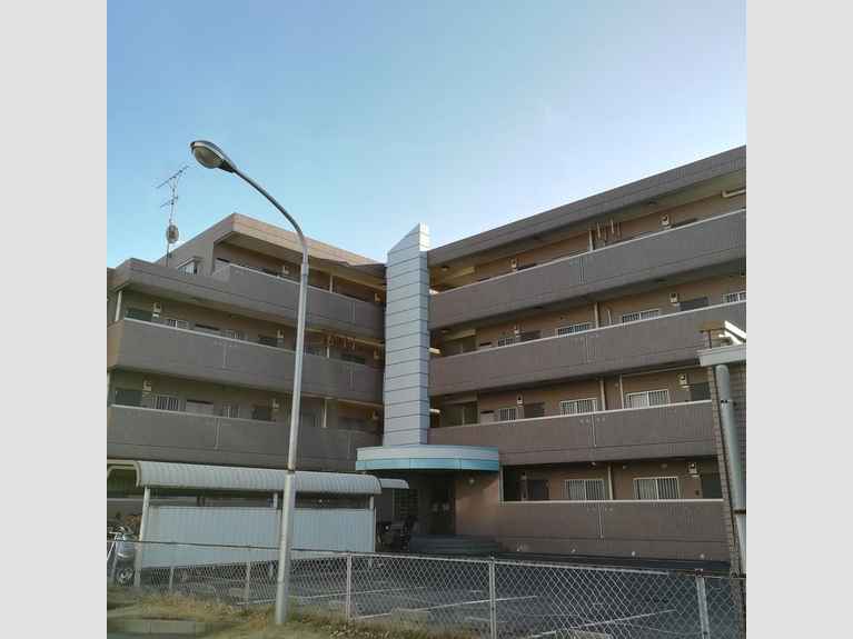アクシスOMIYA 外観
