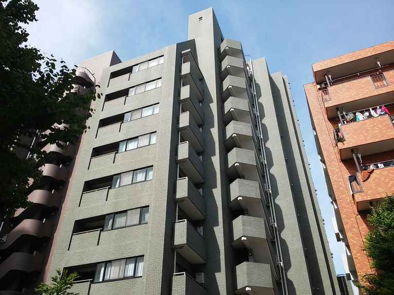 ルミネ三鷹 外観