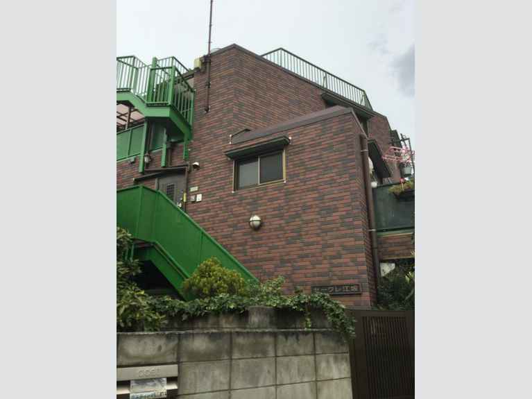 セークレ江坂 外観