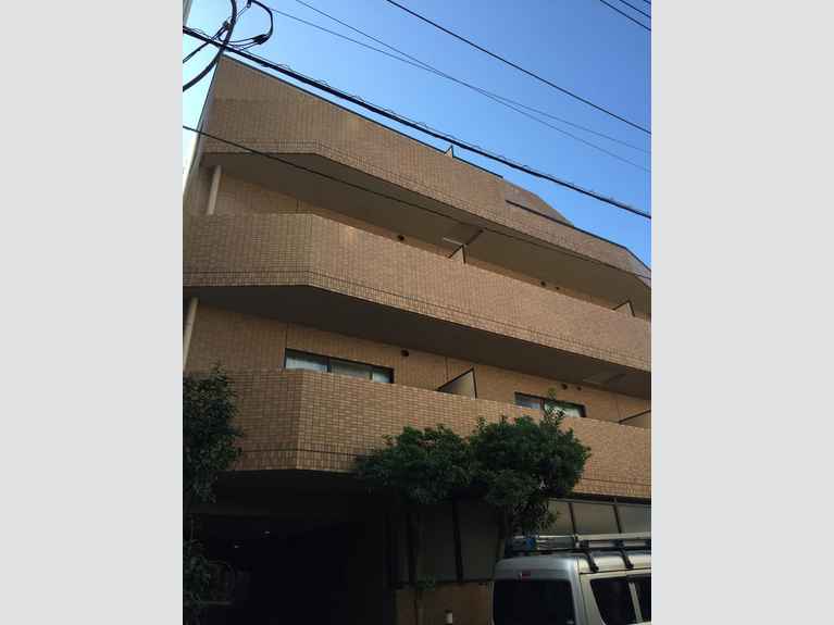 アゼリア本町 外観