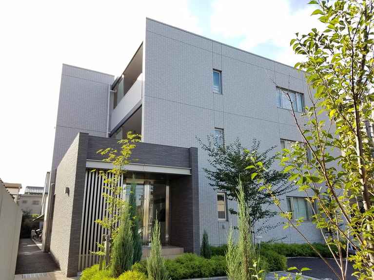 WHITE HILLS 外観