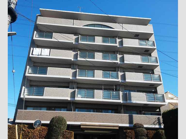 アドリーム仲町台 外観