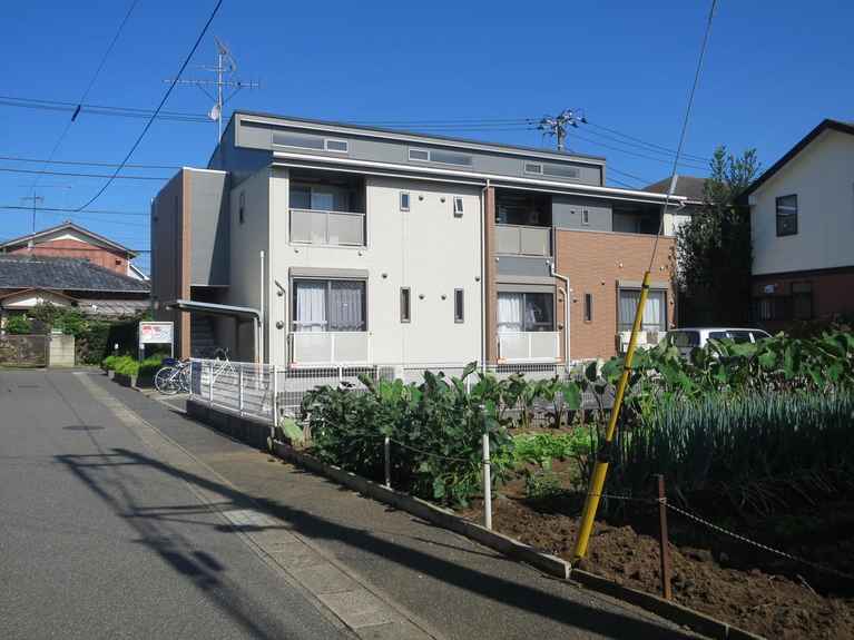 ジュネス 外観