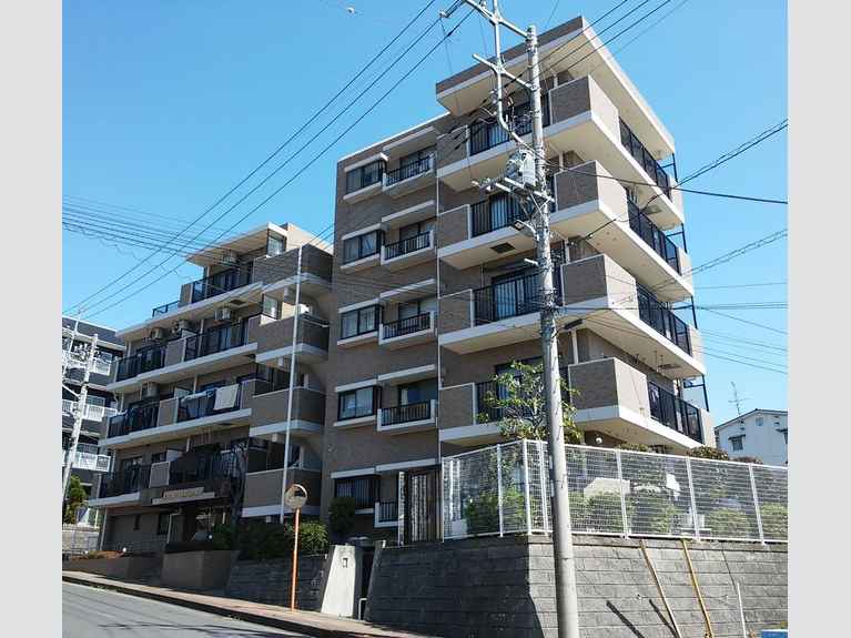 ライオンズマンション伊勢原第3 外観