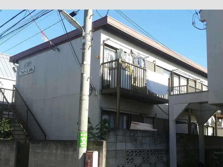 ファミーユ玉川A 外観