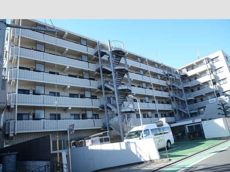 新川崎ロイヤルパレス 外観