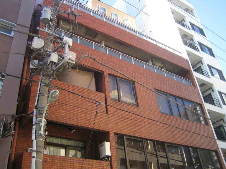 中央時宝ビル 外観