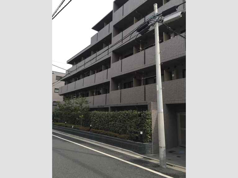 ルーブル早稲田六番館 外観