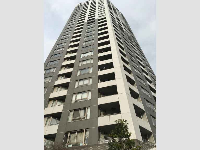 新宿アインスタワー 外観