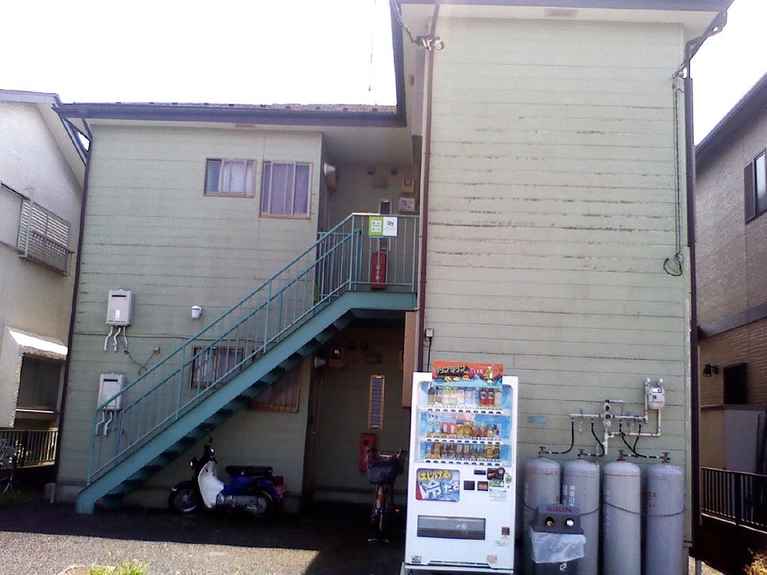 メゾン日成3 外観