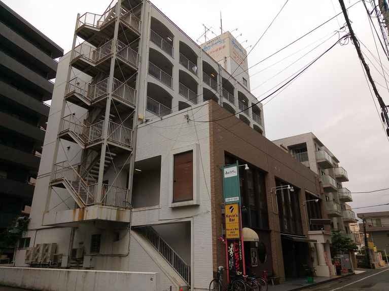 アルファービル 外観