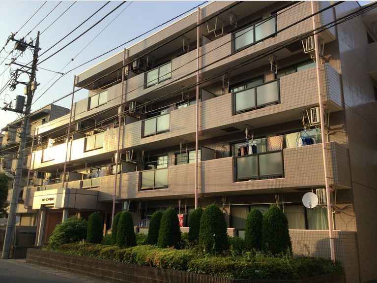 アローランド溝の口 外観