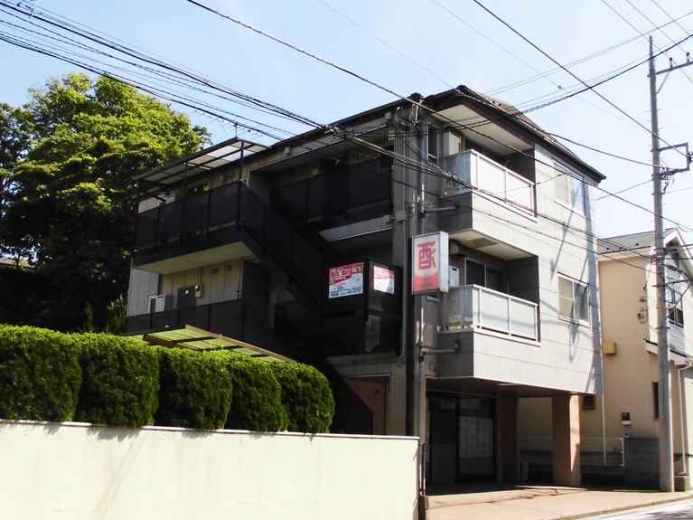 メゾンブルーメ 外観