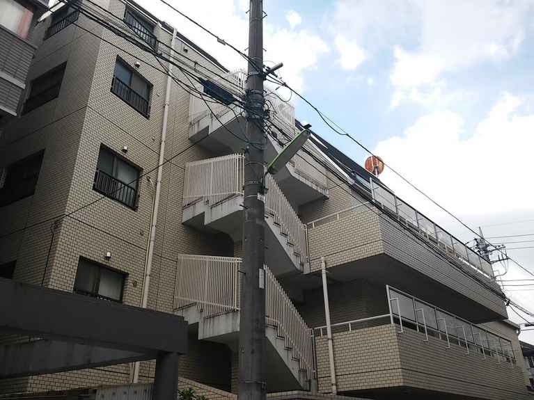 ルミネ明大前 外観