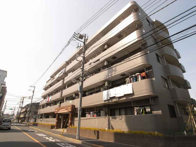 デルフィ壱番館 外観