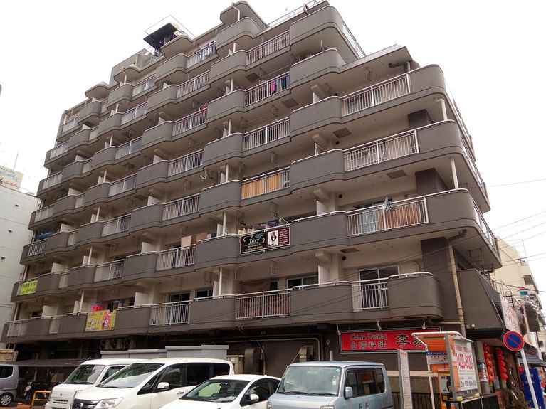 キャピタル新越谷 外観