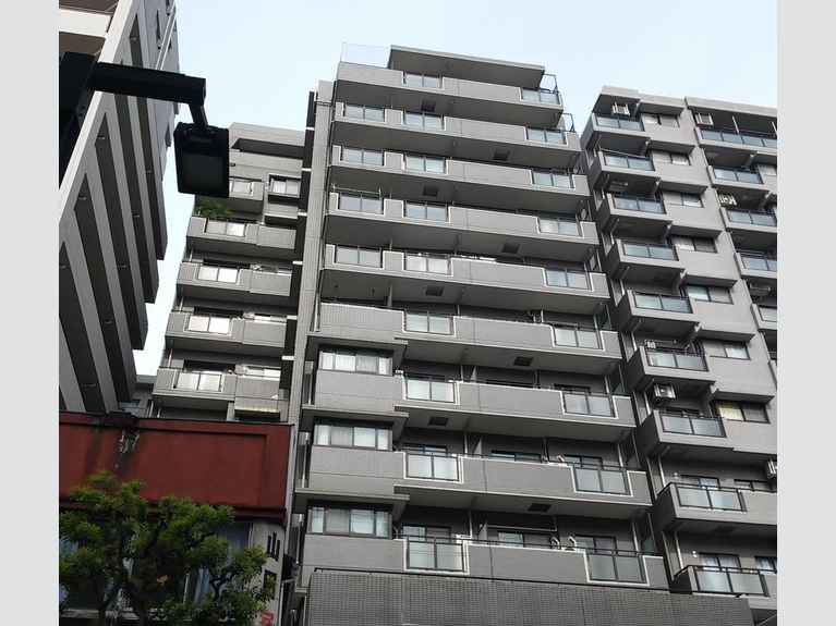 アールヴェール三鷹中央通り 外観
