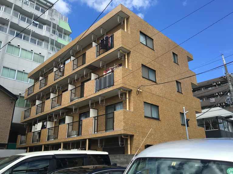 シャルム岩上 外観