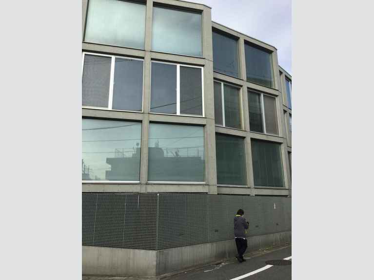 デュプロス 外観