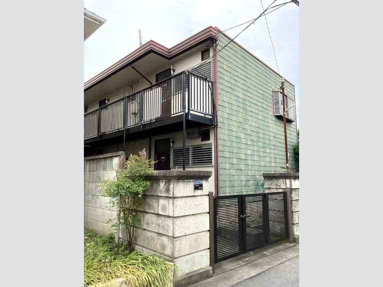 フラットオモテ 外観