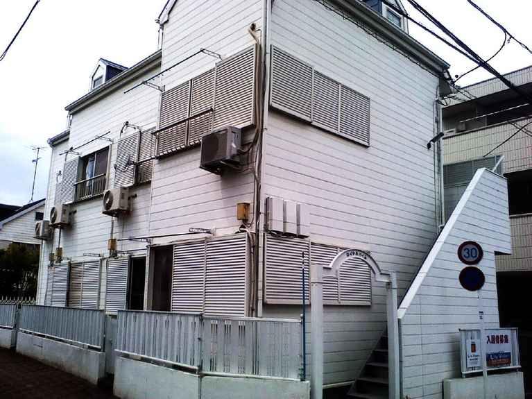 ロイヤルハイム 外観