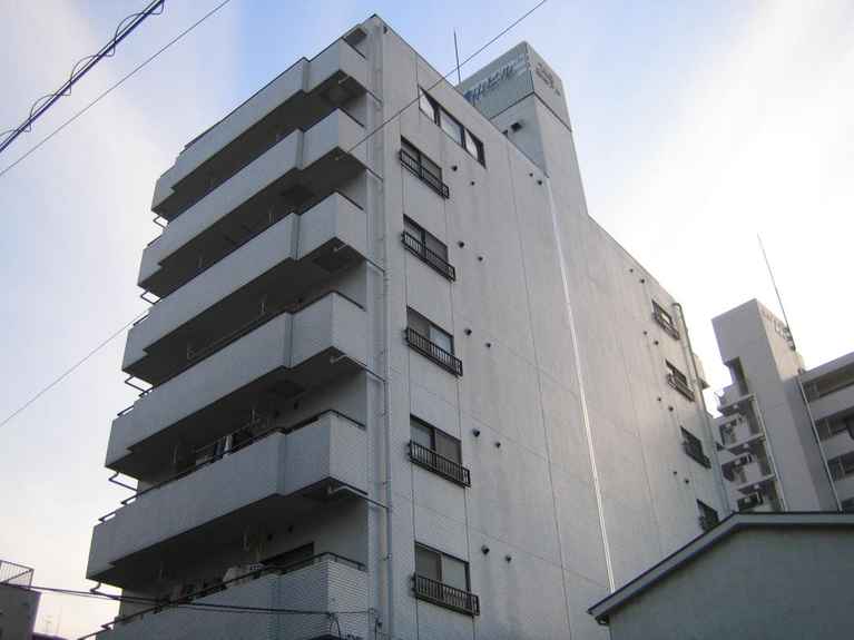 遠山ビル 外観