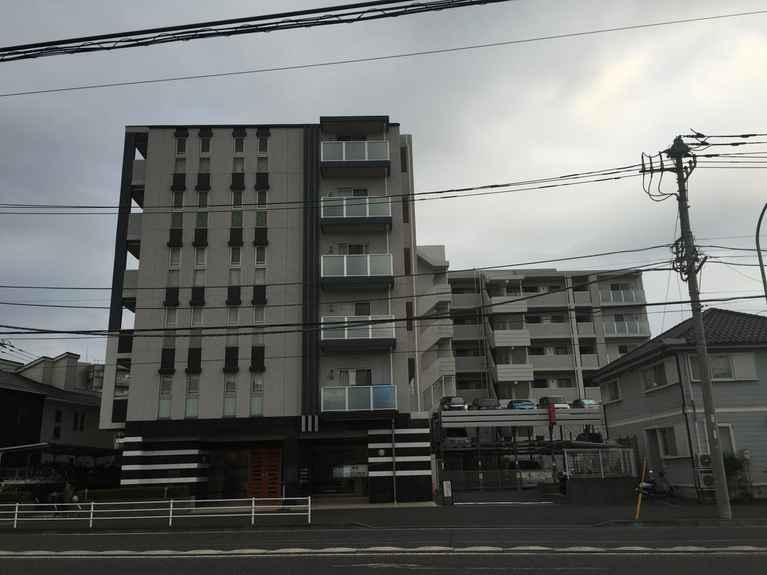 イクシア横浜いずみ中央 外観