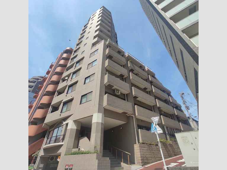ユニーブル新宿西 外観