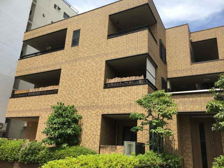 ベルドミール日比 外観