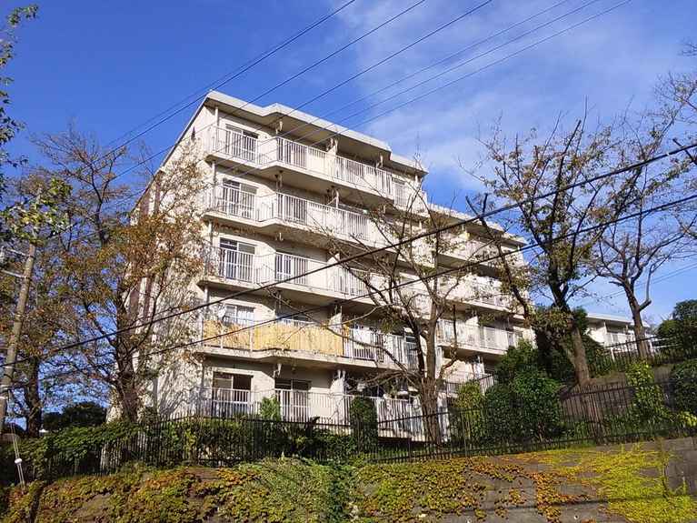 センチュリーハイツつくし野4号棟 外観