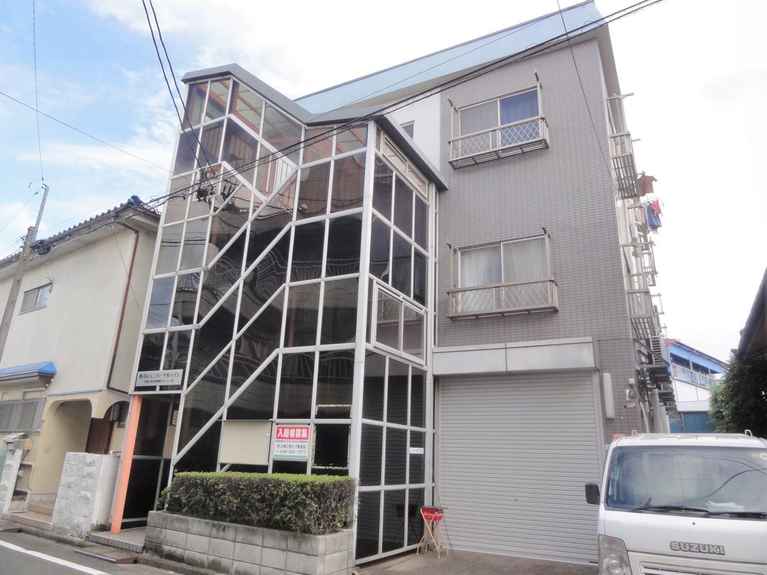 西川口ユニバーサルハイム 外観