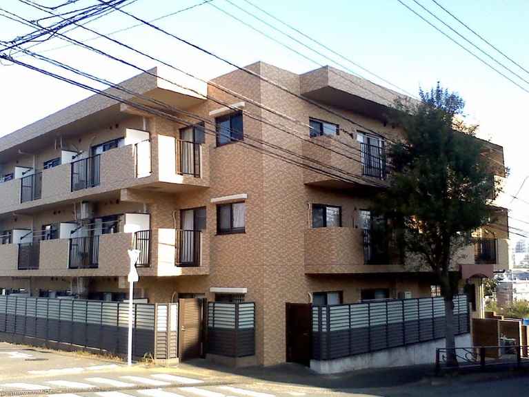 キャピタル 外観
