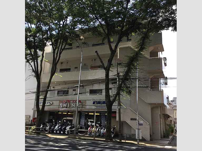 YMパレス 外観
