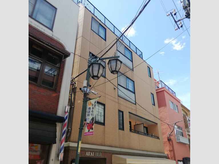 アライビル 外観
