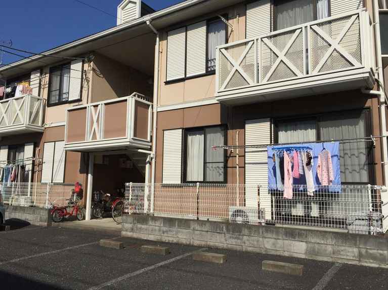 メゾンホジョウD 外観
