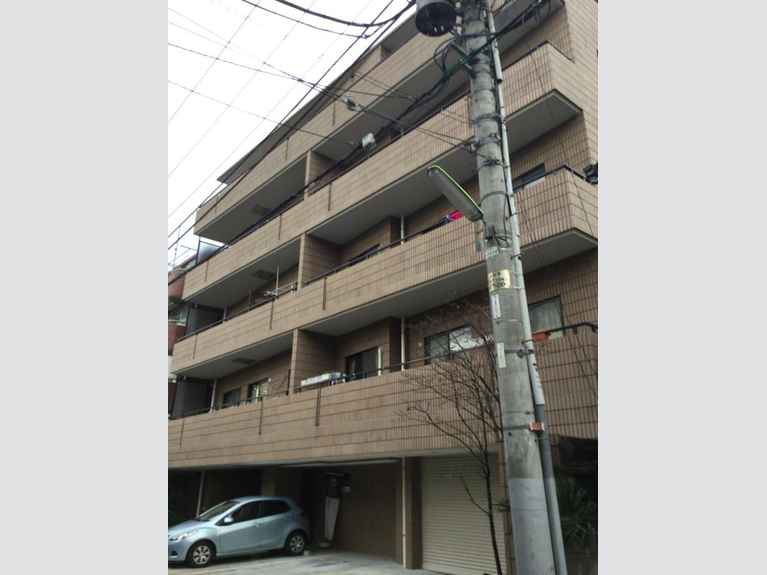 リオーネ三軒茶屋 外観