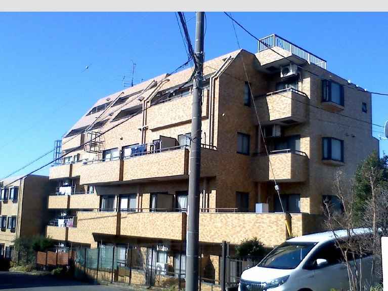 ライオンズマンション市ケ尾第3 外観