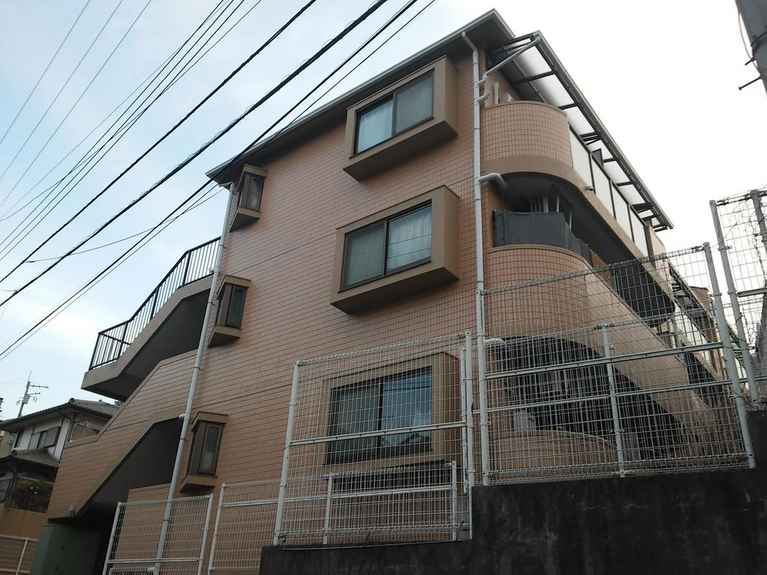 ライオンズマンション新横浜B館 外観