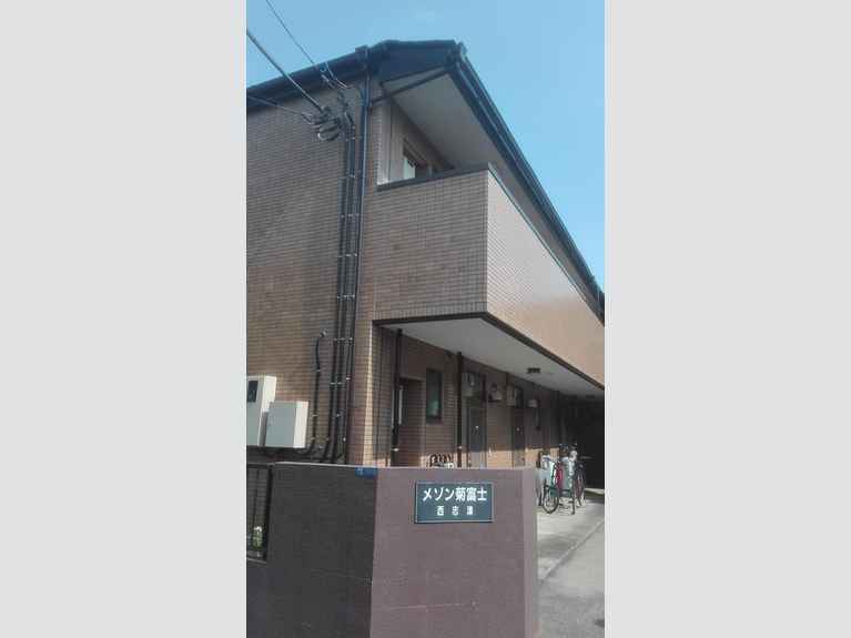 メゾン菊富士西志津 外観