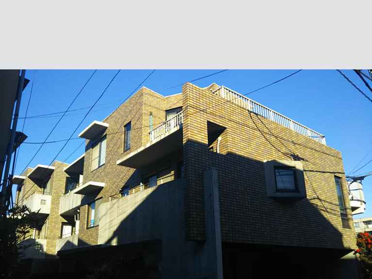 ファミーユ小島町 外観