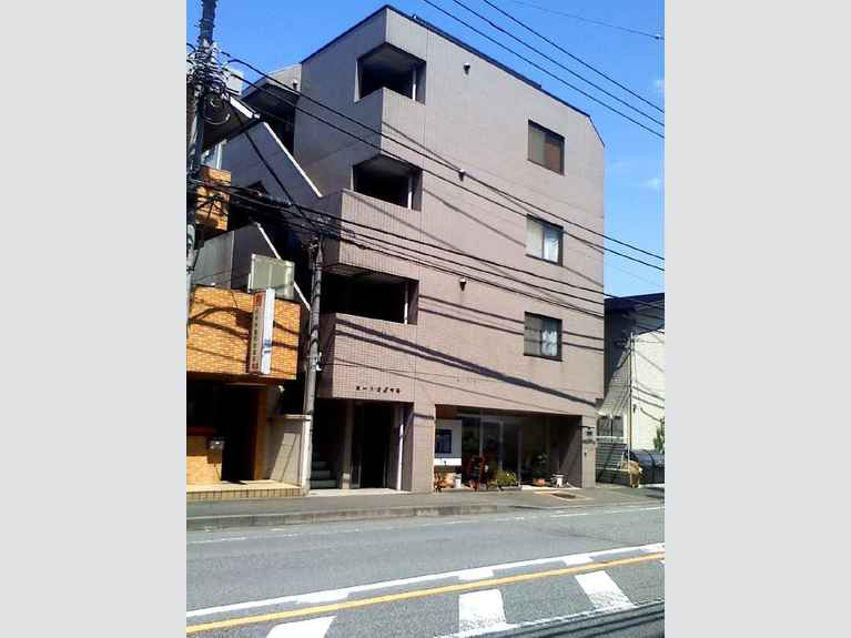 コート・オダマキ 外観