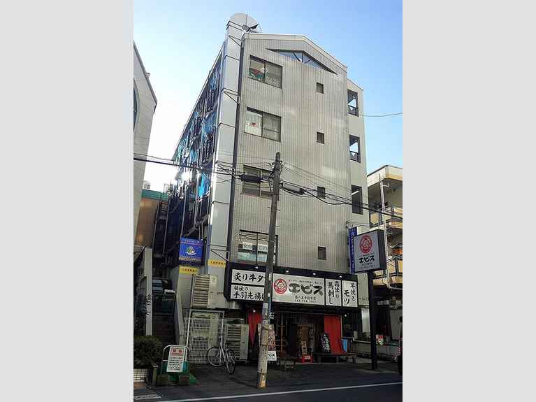 シャトーレ・18 外観
