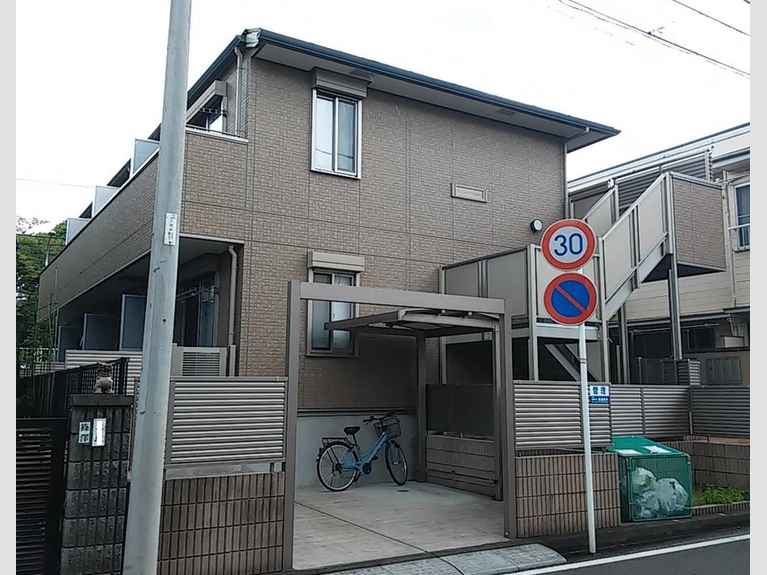 ウィスタリア大倉山 外観