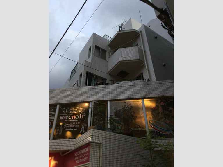 ニュービラ三軒茶屋 外観