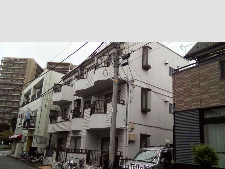 ロイヤルハイネス 外観
